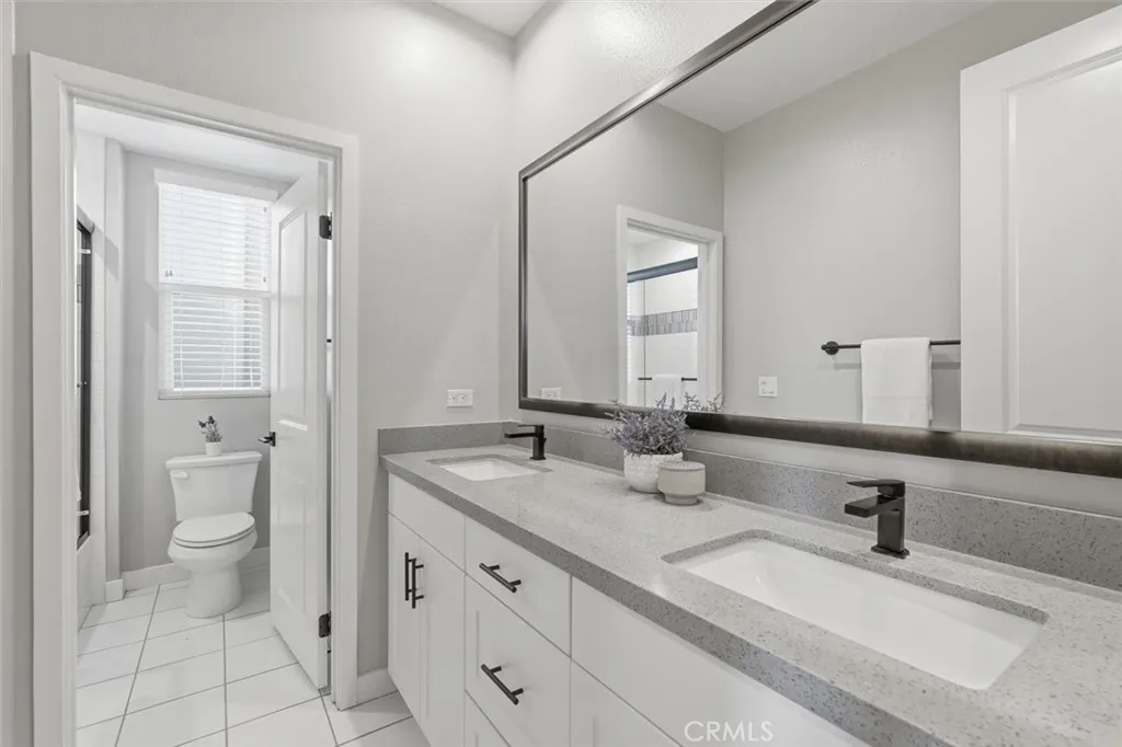 Additional image 100 of 2144 Swallowtail Walk, Gardena, CA 90249