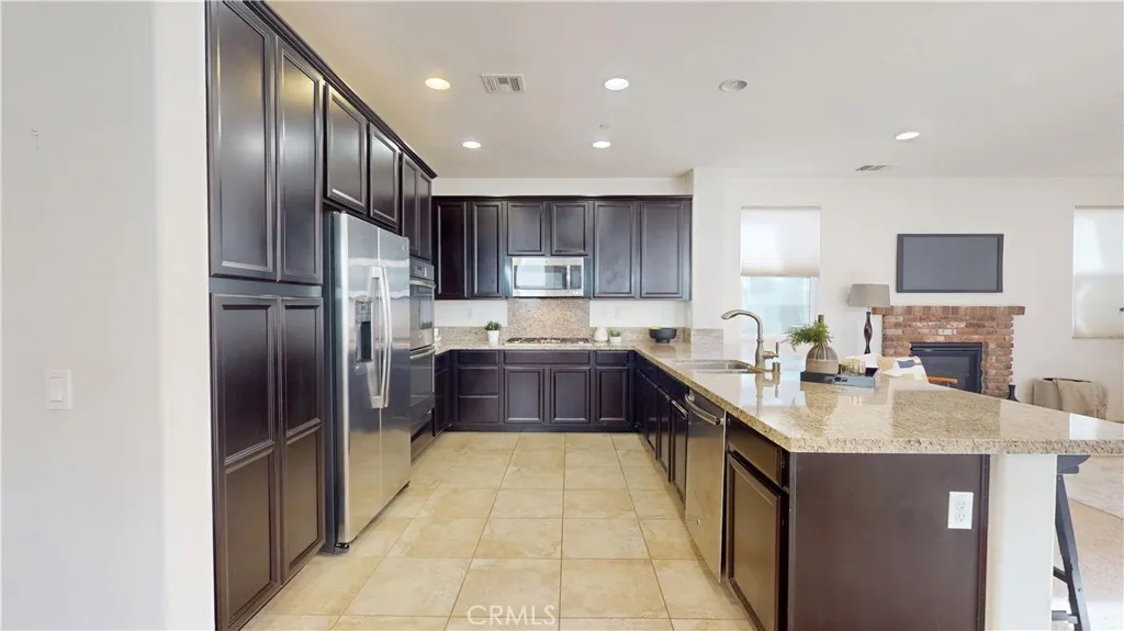 Additional image 50 of 28620 Vista Del Rio, Valencia, CA 91354