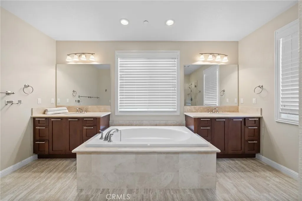 Additional image 23 of 19 Hollyhock, Lake Forest, CA 92630