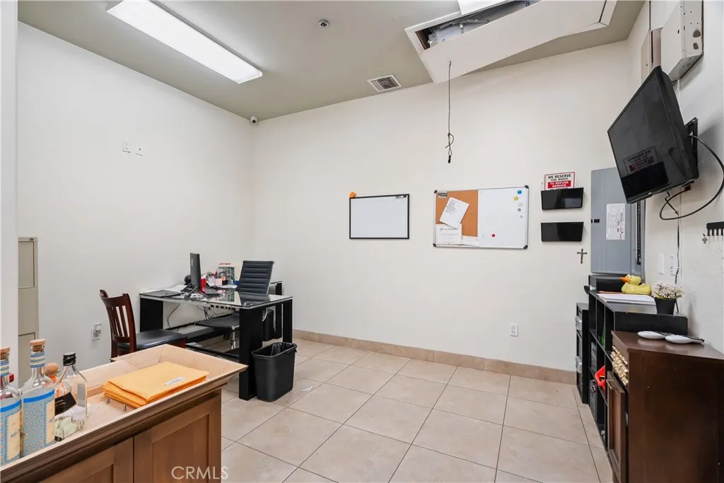 Additional image 121 of 13076 Glenoaks, Sylmar, CA 91342