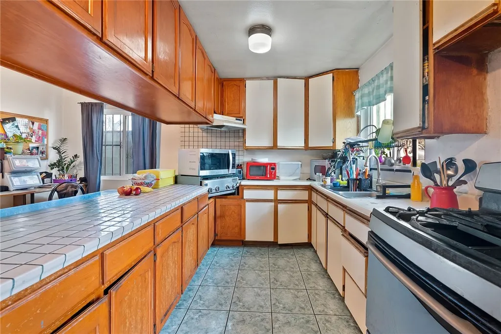 Additional image 19 of 1020 N Kemp Avenue, Compton, CA 90220