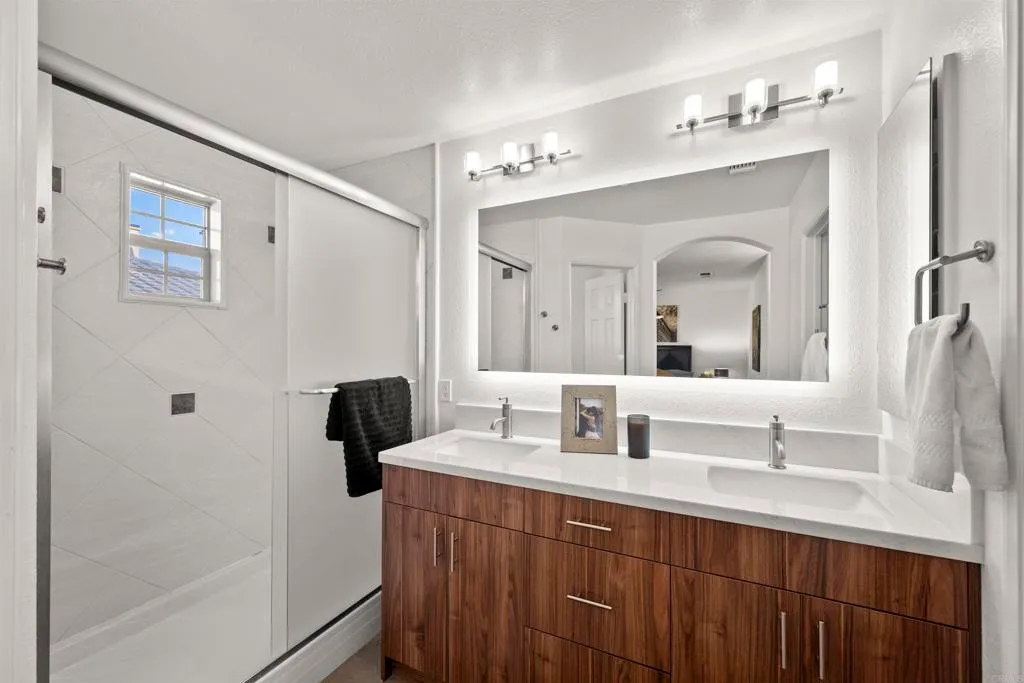 Additional image 31 of 2753 Bellezza Dr, San Diego, CA 92108