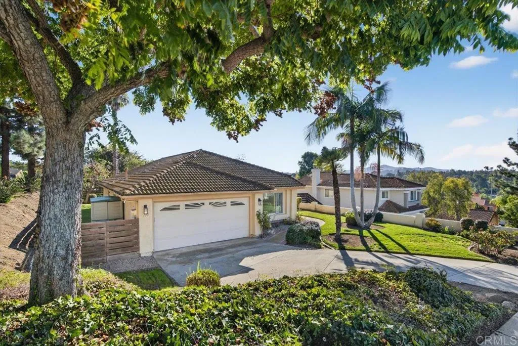 Additional image 3 of 135 Neptune Place, Escondido, CA 92026