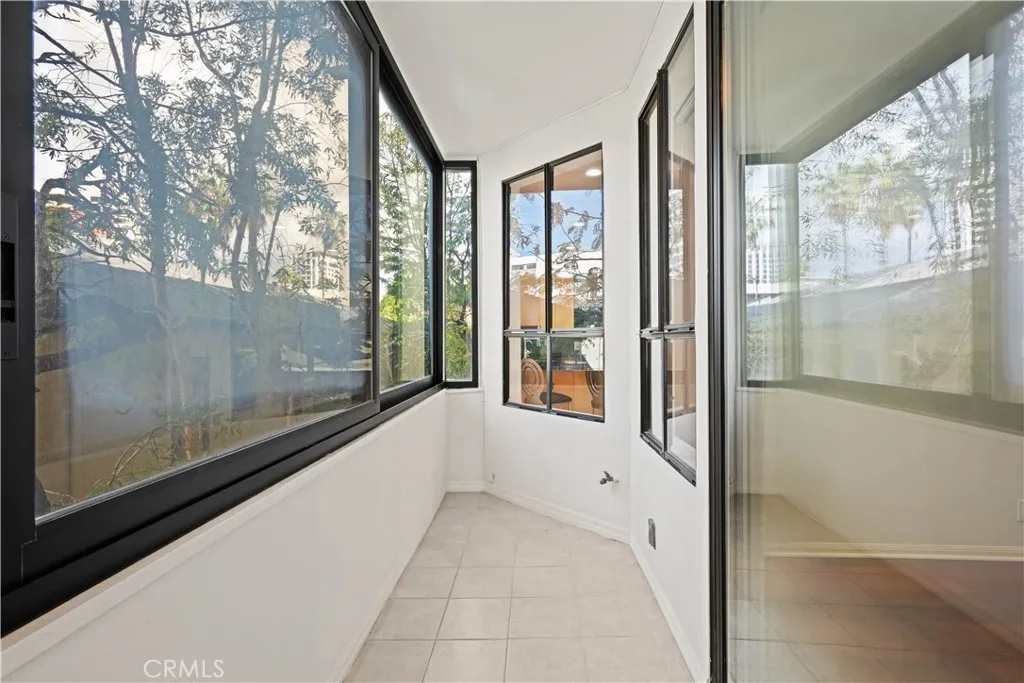 Additional image 41 of 1277 S Beverly Glen Boulevard Unit 405, Los Angeles, CA 90024