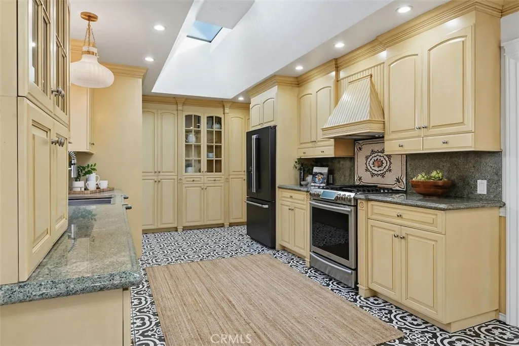 Additional image 53 of 266 Park Avenue, Long Beach, CA 90803