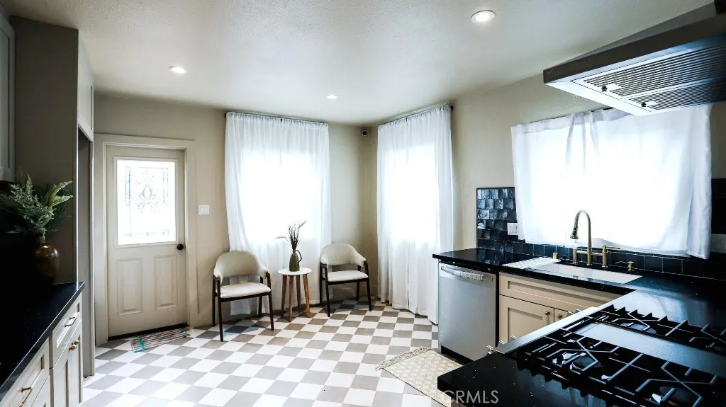 Additional image 73 of 6764 Lemon Ave, Long Beach, CA 90805