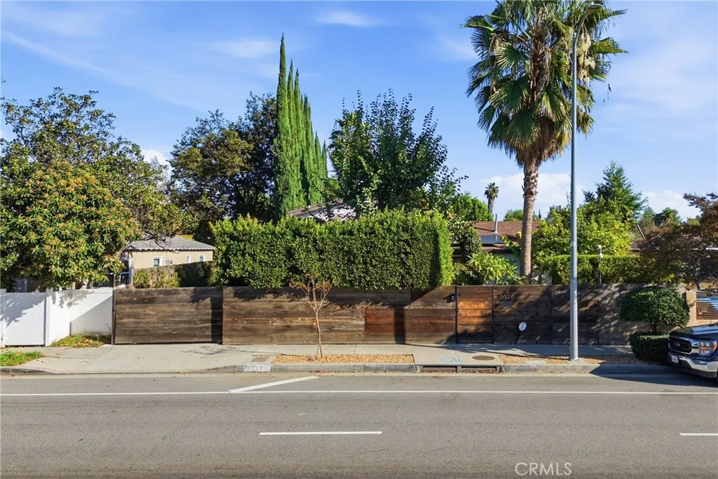 Additional image 76 of 5526 Fulton, Sherman Oaks, CA 91401