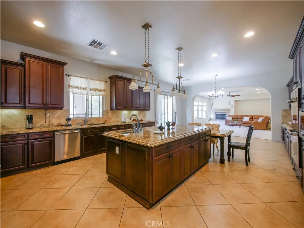 Additional image 14 of 22407 Leisure Dr, Corona, CA 92883