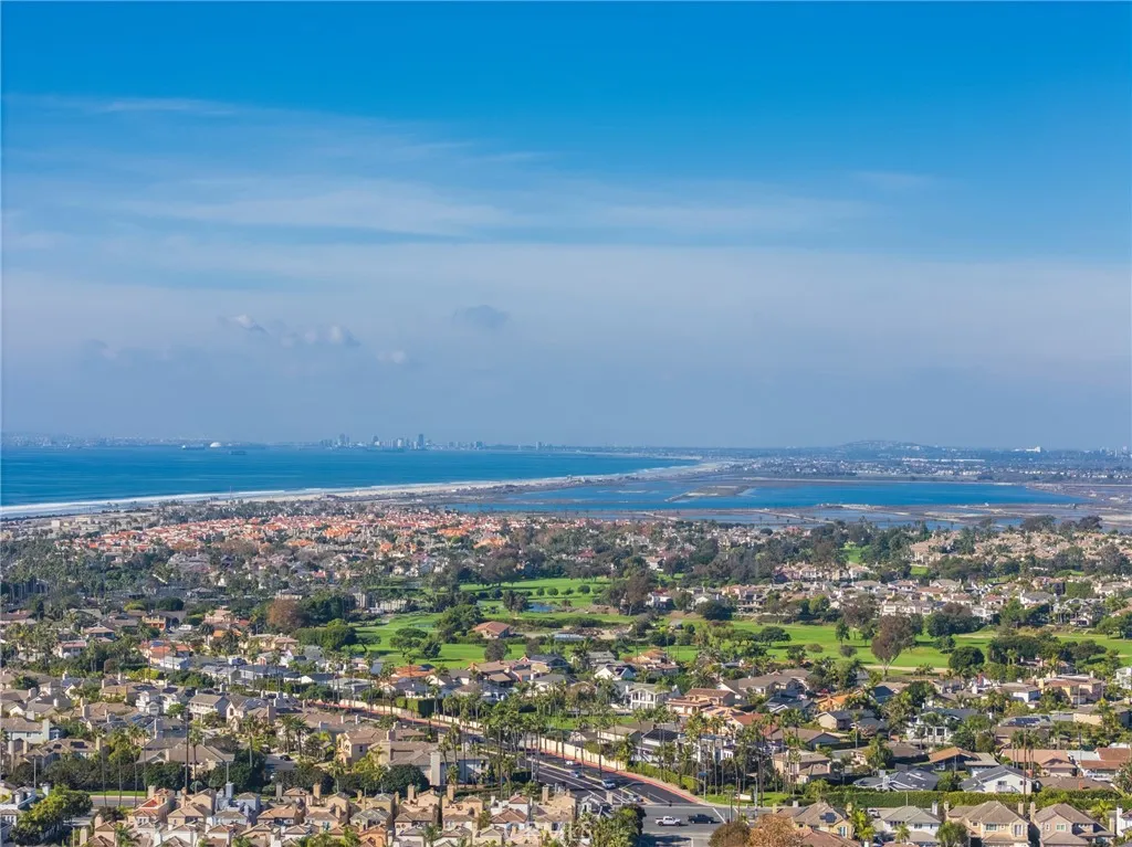 Additional image 82 of 19916 Maritime Ln, Huntington Beach, CA 92648