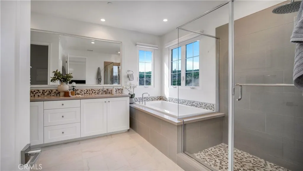 Additional image 24 of 343 Paradiso, Irvine, CA 92602