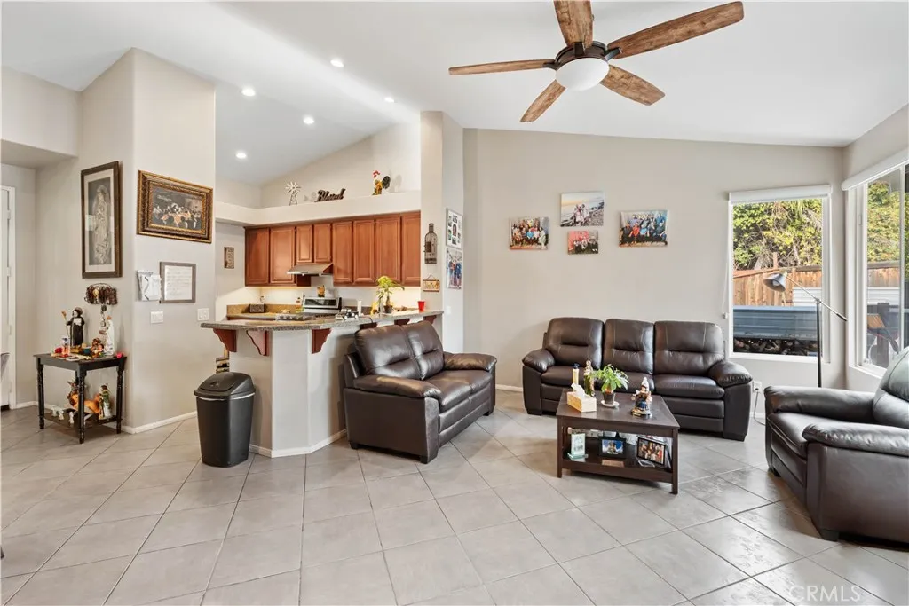 Additional image 44 of 236 Jam St, Hemet, CA 92544