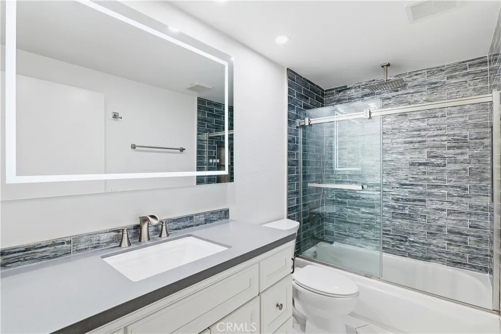 Additional image 119 of 5054 E Atherton Street, Long Beach, CA 90815