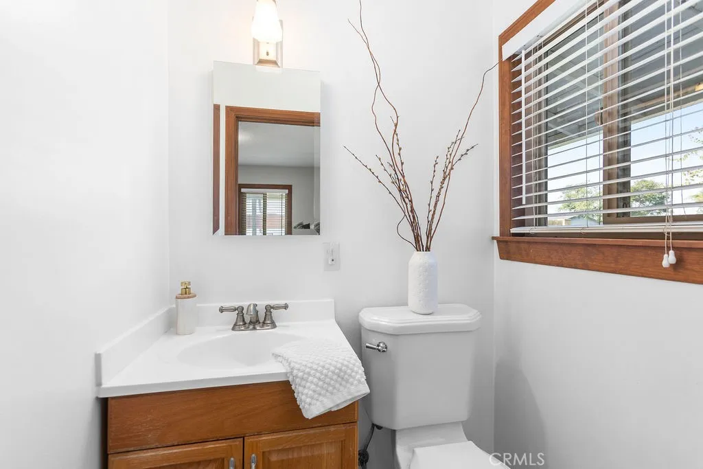 Additional image 47 of 995 Post Road, Costa Mesa, CA 92626