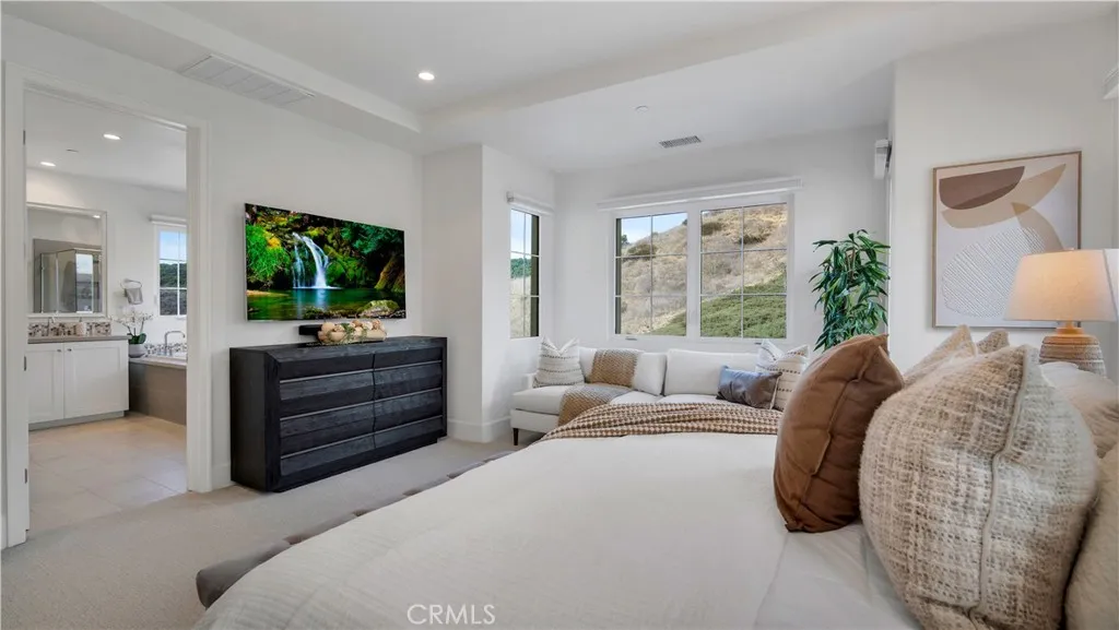 Additional image 81 of 343 Paradiso, Irvine, CA 92602