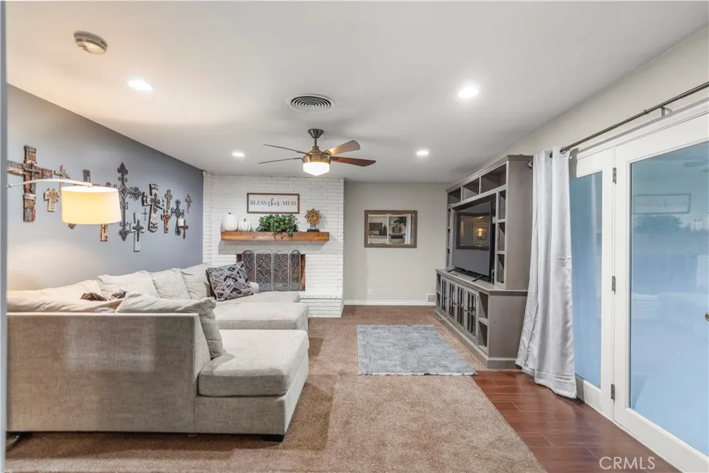 Additional image 58 of 1811 Country Club Dr, Bakersfield, CA 93306