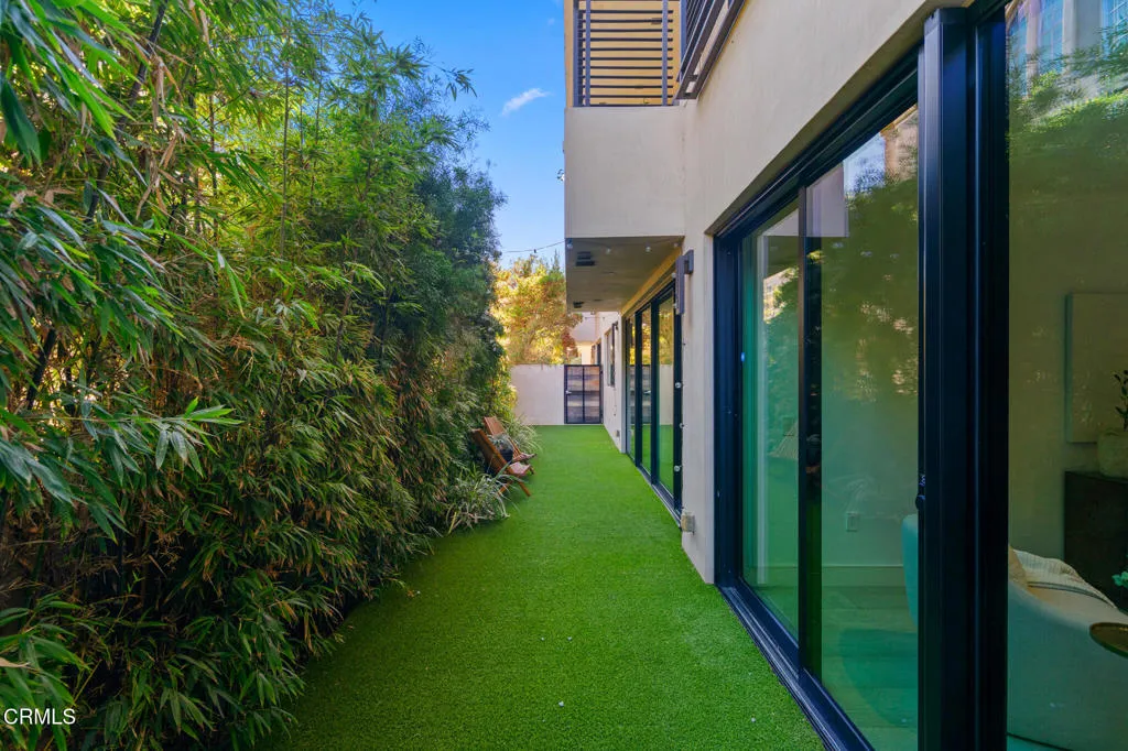 Additional image 48 of 432 N Oakhurst Drive Unit 104, Beverly Hills, CA 90210