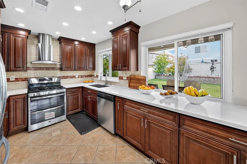 Additional image 11 of 26530 Goldfinch Pl, Canyon Country, CA 91351