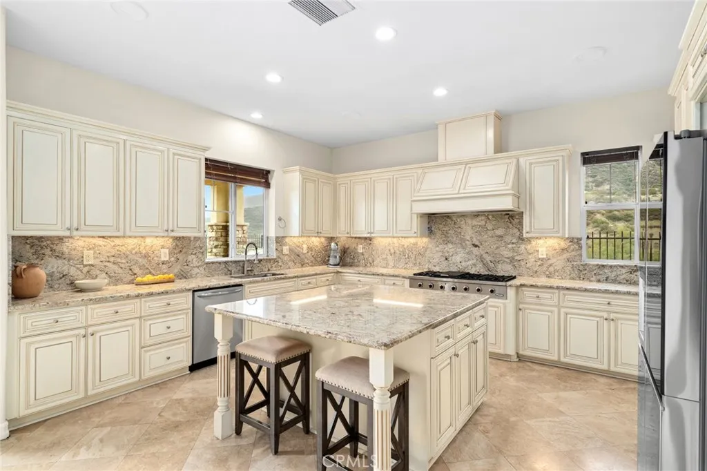 Additional image 5 of 22526 Amber Eve Dr, Corona, CA 92883