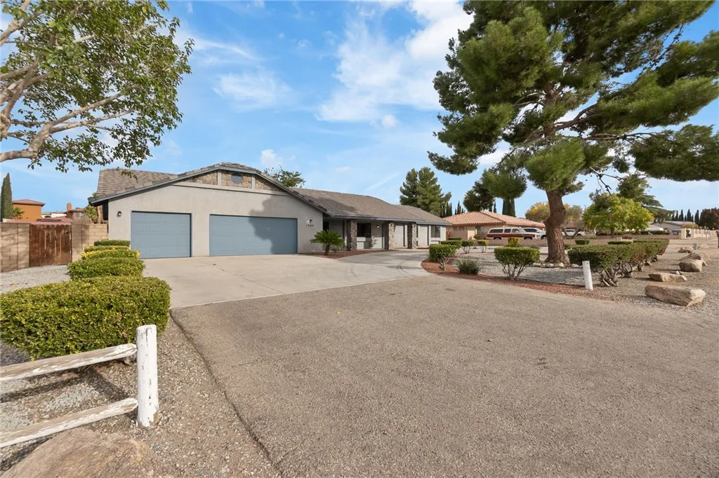 Additional image 3 of 13441 Rincon Rd, Apple Valley, CA 92308