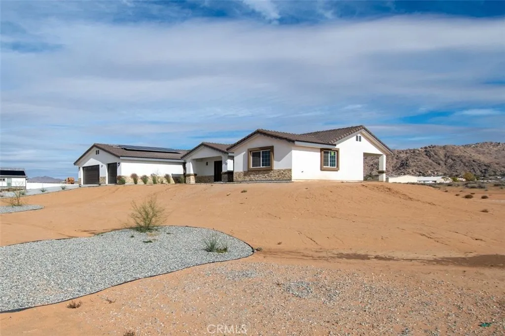 Additional image 9 of 16925 Nanticoke, Apple Valley, CA 92307