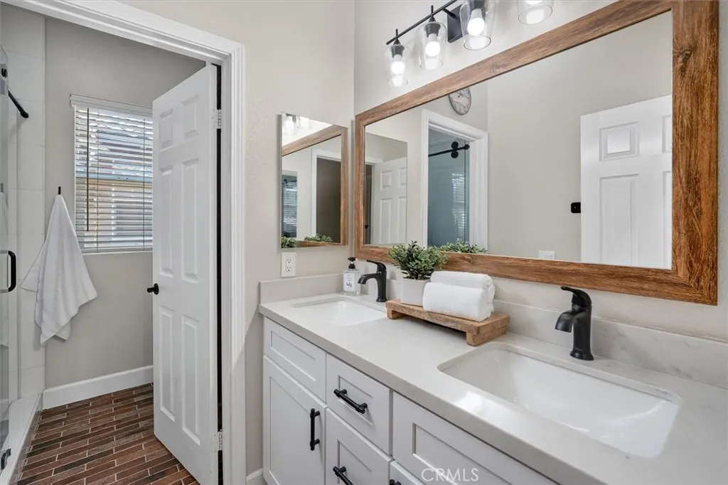 Additional image 46 of 29231 Black Pine Way, Saugus, CA 91390