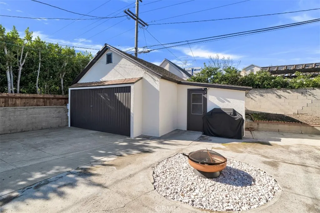 Additional image 74 of 337 N Beachwood Drive, Los Angeles, CA 90004