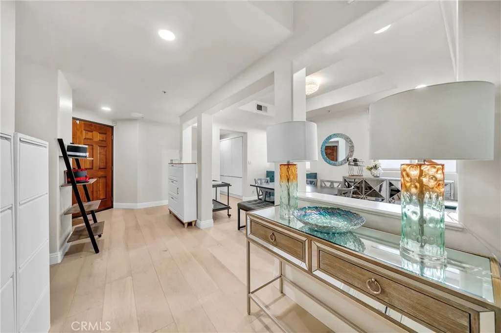 Additional image 60 of 235 S Gale Dr Unit 102, Beverly Hills, CA 90211