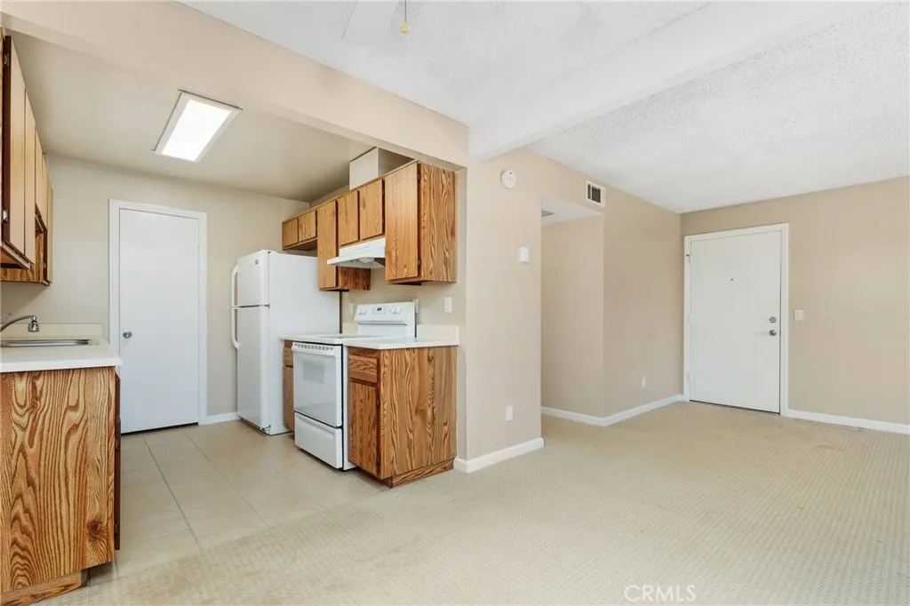 Additional image 42 of 1549 Border Avenue Unit G, Corona, CA 92882