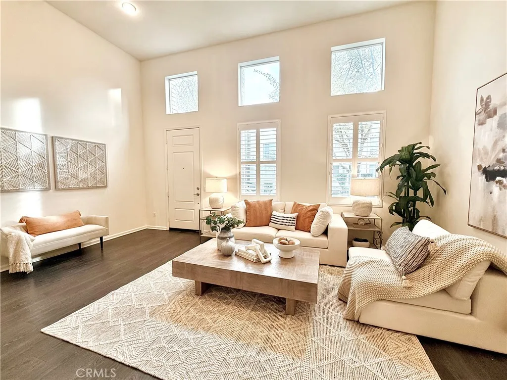 Additional image 3 of 5547 Strand Unit 103, Hawthorne, CA 90250