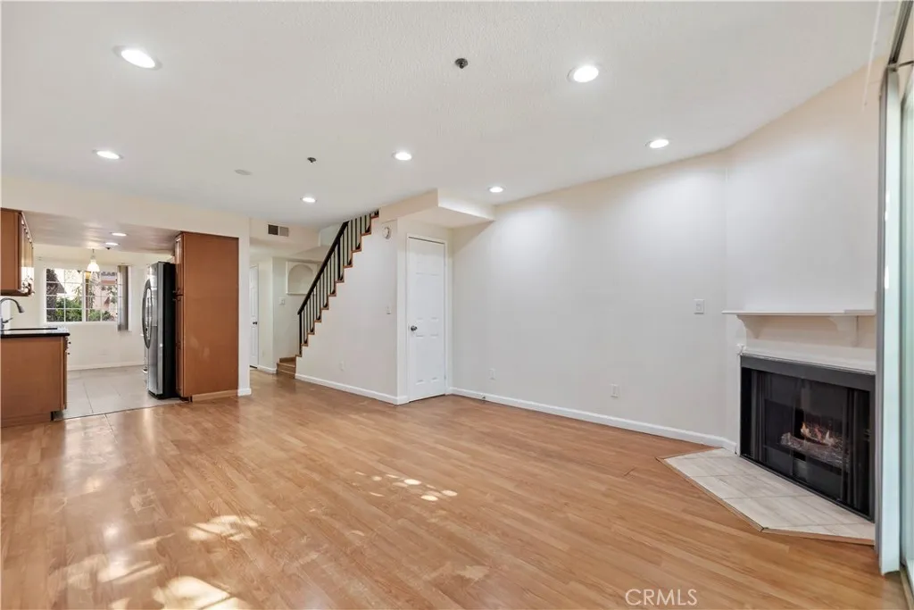 Additional image 68 of 147 W Acacia Avenue Unit#104, Glendale, CA 91204