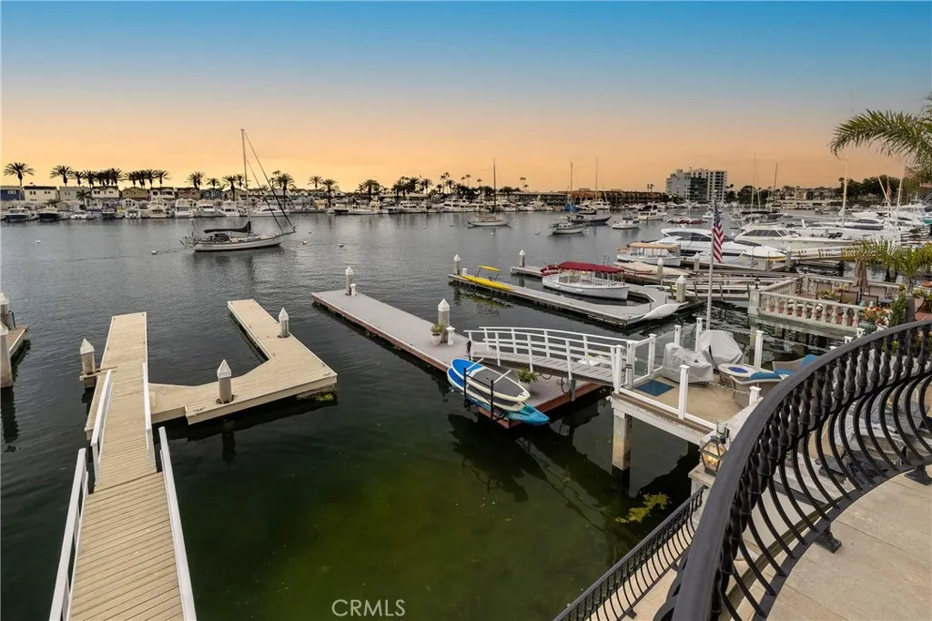 Additional image 102 of 339 Via Lido Soud, Newport Beach, CA 92663