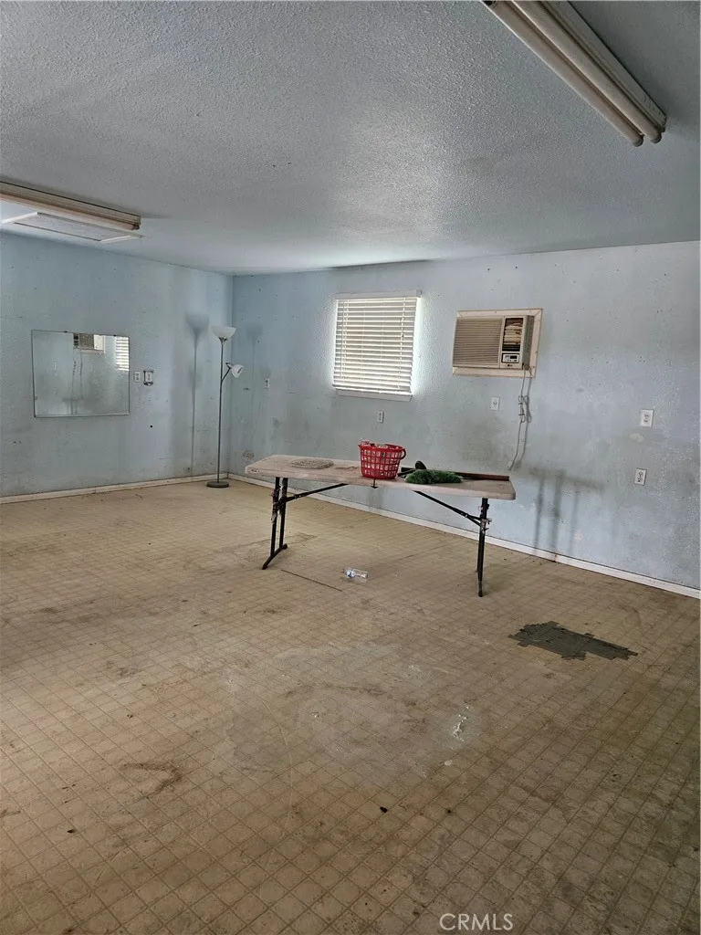 Additional image 50 of 11175 Tyee Road, Apple Valley, CA 92308