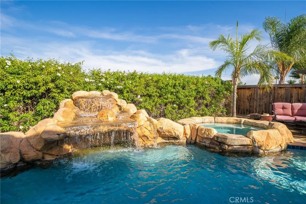 Additional image 71 of 945 Ferndale Dr, Corona, CA 92881