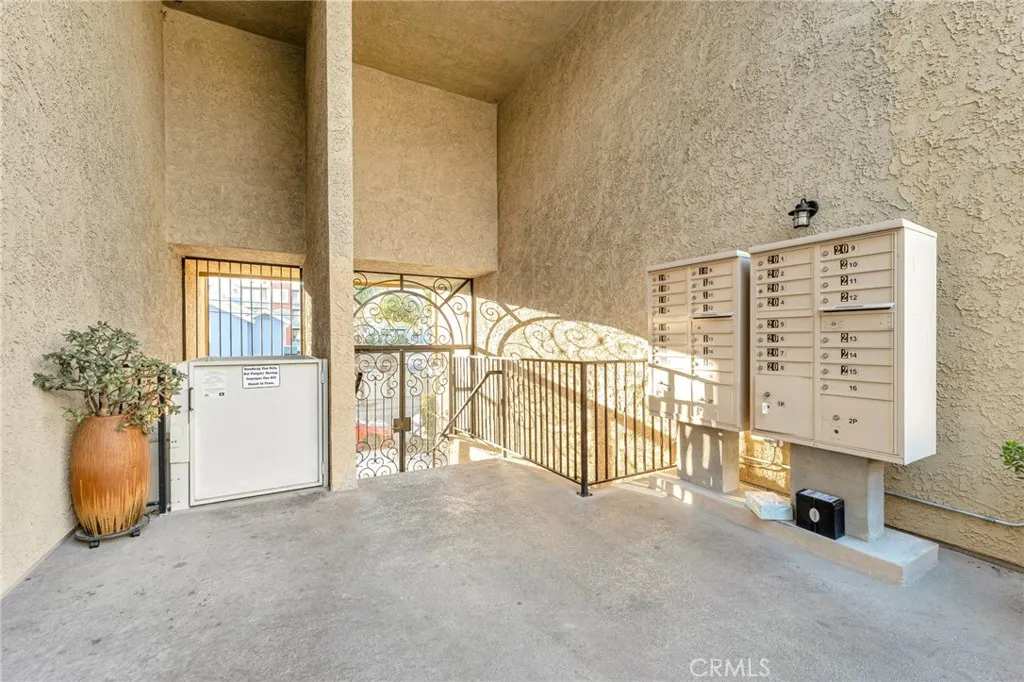 Additional image 55 of 5224 Denny Avenue Unit 209, North Hollywood, CA 91601