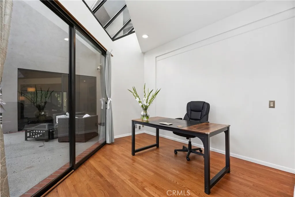 Additional image 62 of 341 S Meadows Ave, Manhattan Beach, CA 90266