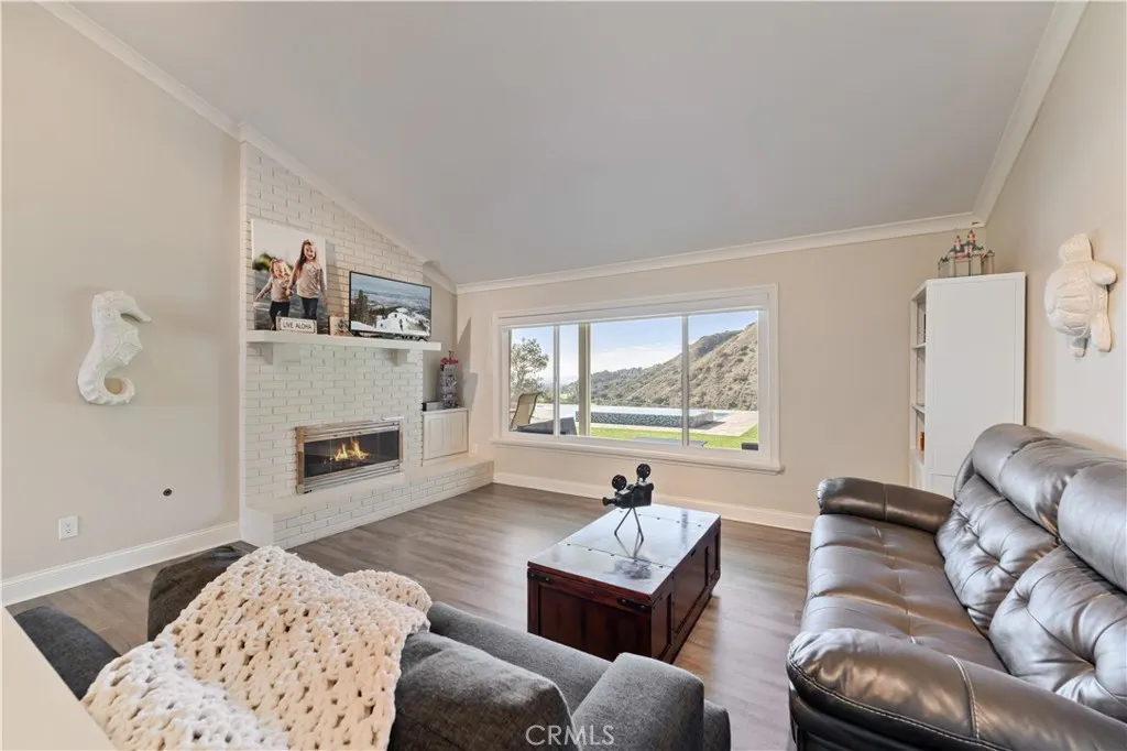 Additional image 8 of 1249 Oakmead Ln, La Verne, CA 91750