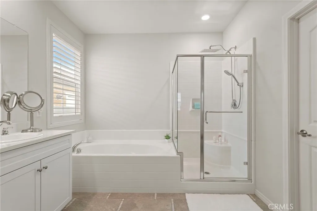 Additional image 11 of 17948 Milkweed Ln, San Bernardino, CA 92407