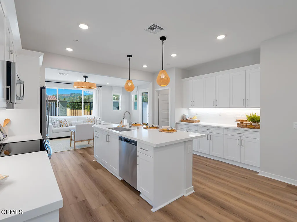 Additional image 8 of 103 Yellow Birch Lane, Piru, CA 93040