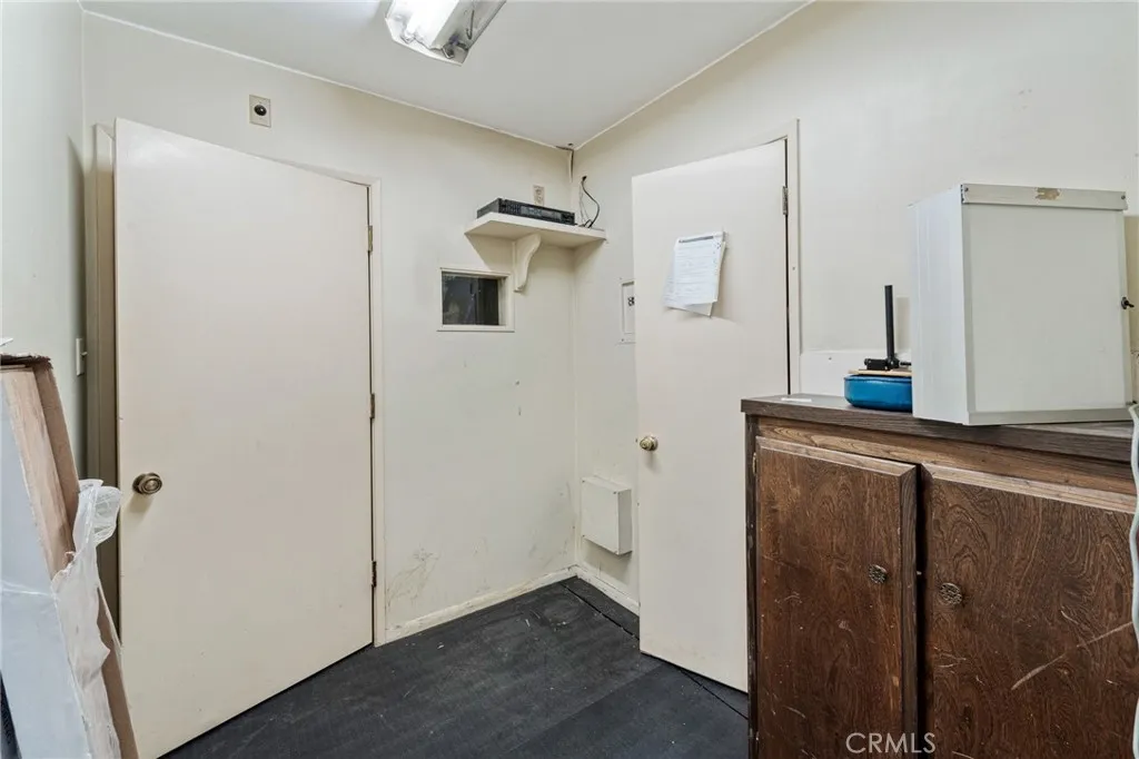 Additional image 40 of 3535 E 7th St, Long Beach, CA 90804