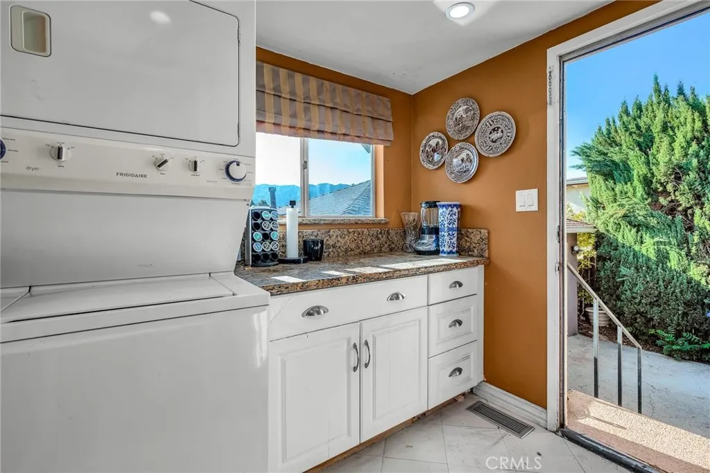 Additional image 19 of 2544 Evelyn Street, Montrose, CA 91020