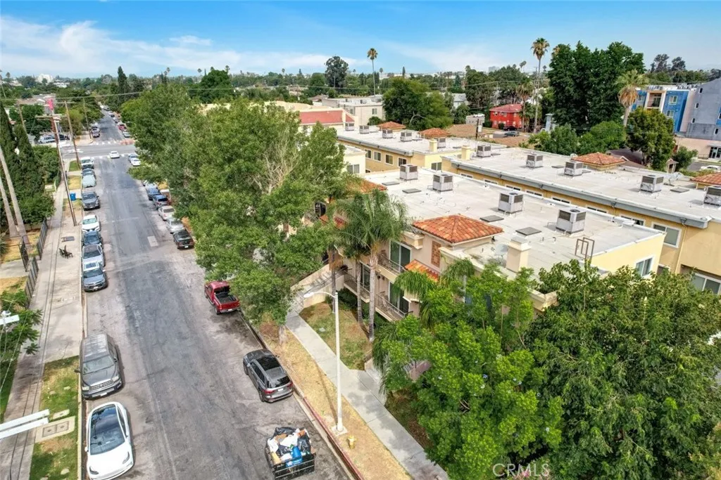 Additional image 93 of 13629 Wyandotte Street Unit 111, Van Nuys, CA 91405