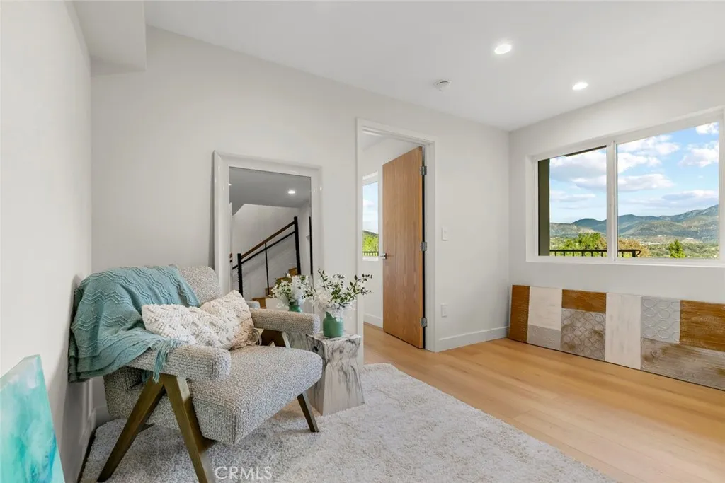 Additional image 44 of 981 Glen Oaks Blvd, Pasadena, CA 91105