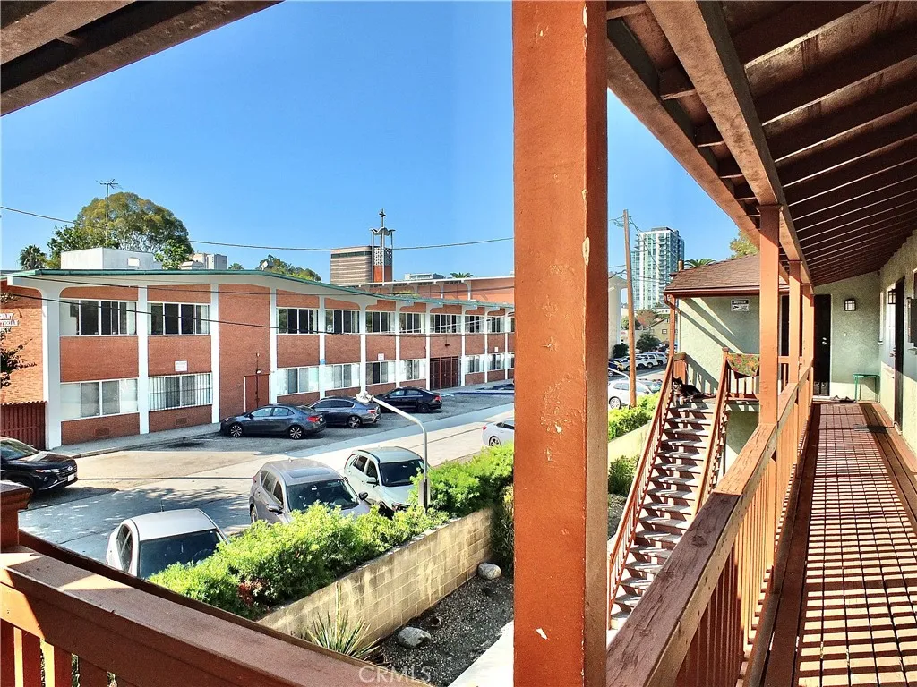 Additional image 71 of 337 Lime Ave Unit 6, Long Beach, CA 90802