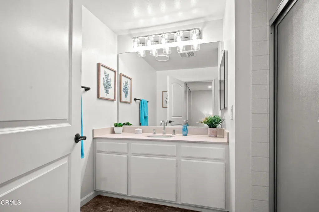 Additional image 29 of 3961 Via Marisol Unit 218, Los Angeles, CA 90042