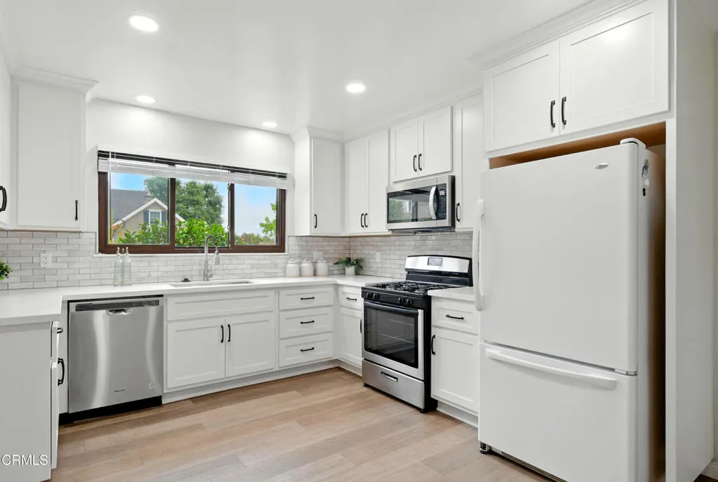 Additional image 10 of 5123 Caroli Lane, La Canada Flintridge, CA 91011