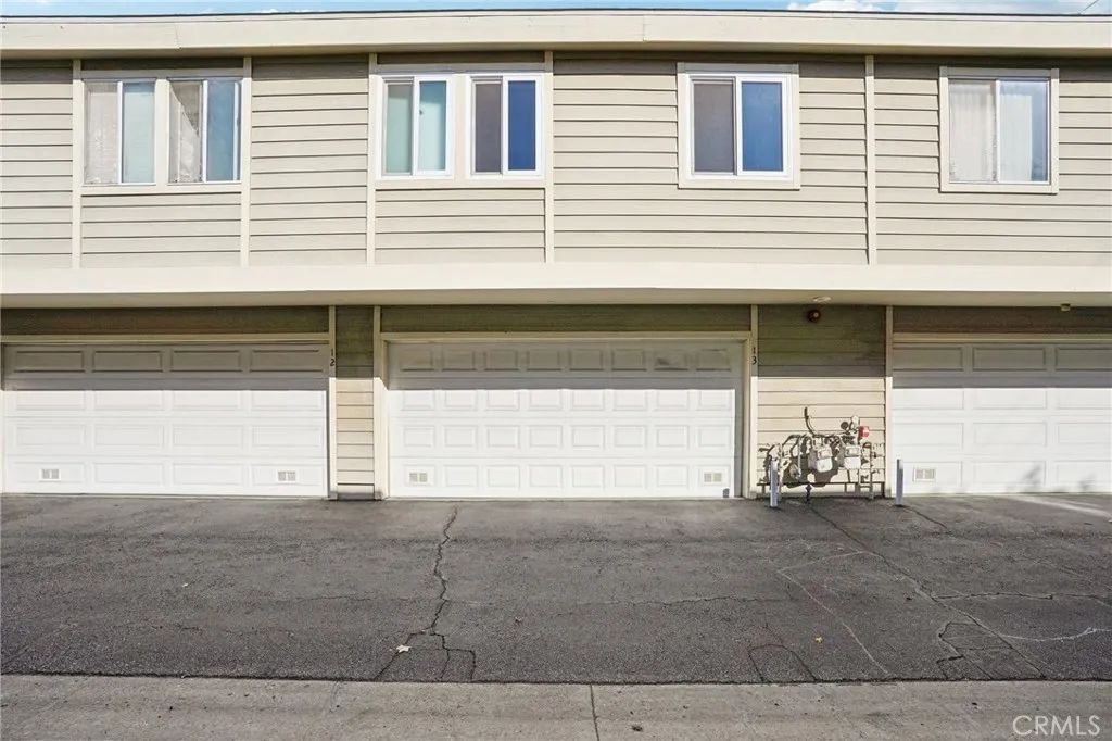 Additional image 47 of 11377 Osborne Place Unit 13, Sylmar, CA 91342