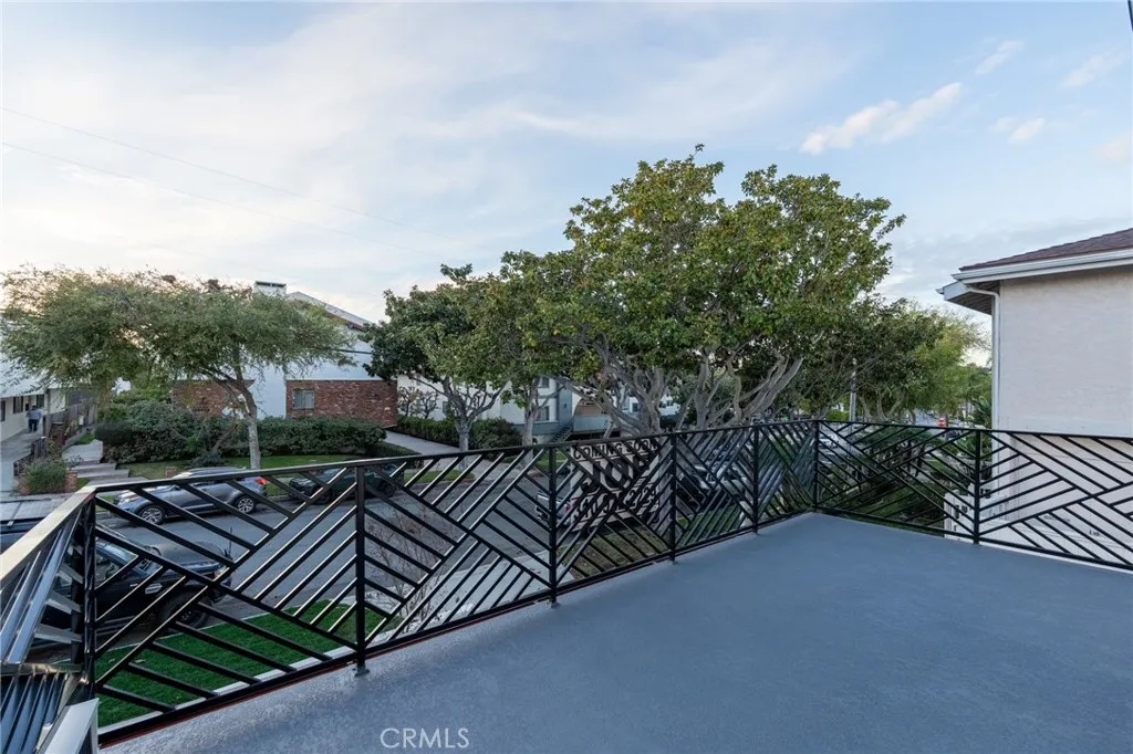 Additional image 55 of 110 S Irena Avenue Unit A, Redondo Beach, CA 90277