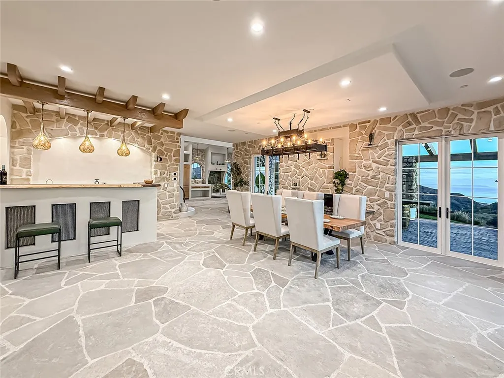 Additional image 95 of 33239 Mulholland Highway, Malibu, CA 90265