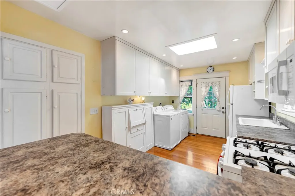 Additional image 54 of 732 Molino Ave, Long Beach, CA 90804