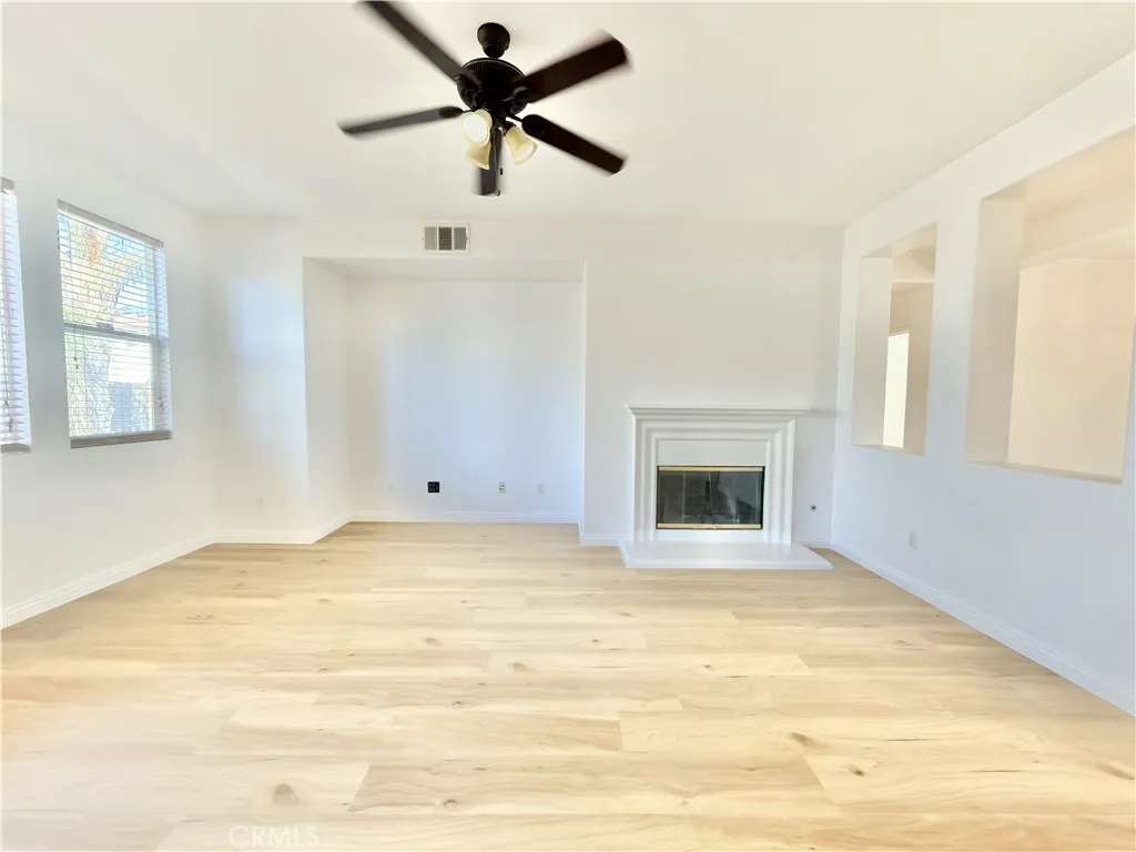 Additional image 12 of 34619 Chinaberry Dr, Winchester, CA 92596